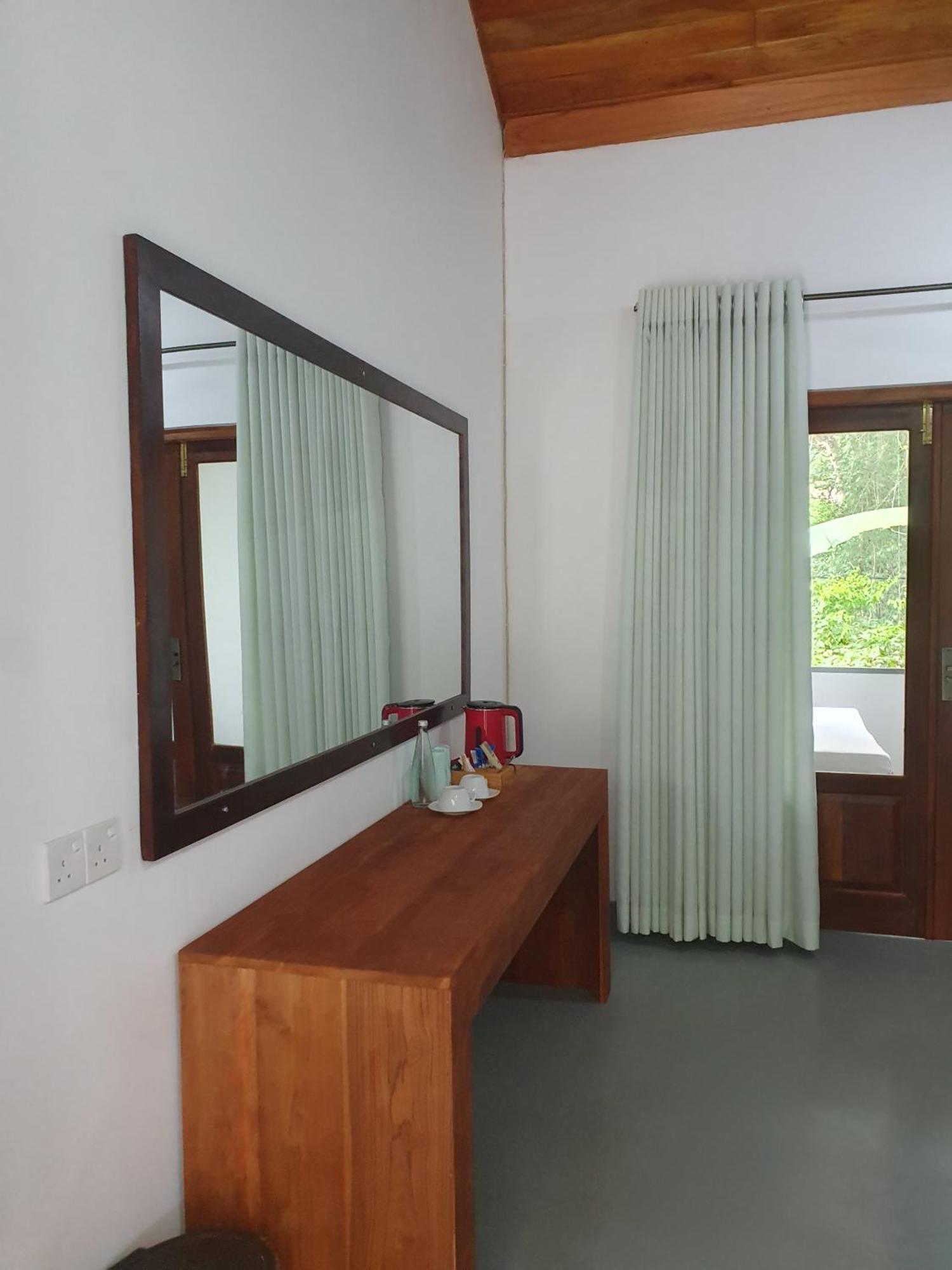 Wilpattu Corridor Leisure Hotel Екстериор снимка